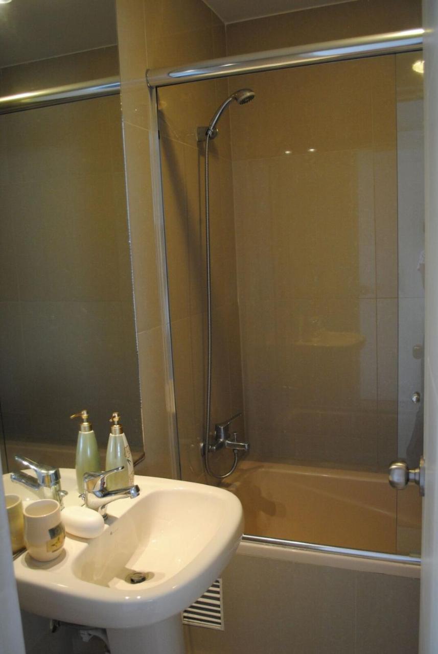 Beachfront Condo San Miguel Lima Ngoại thất bức ảnh