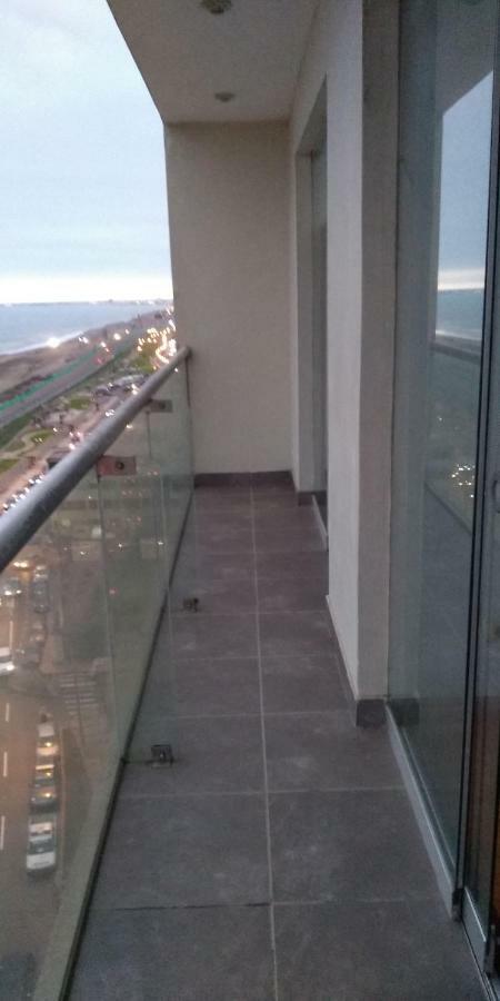Beachfront Condo San Miguel Lima Ngoại thất bức ảnh